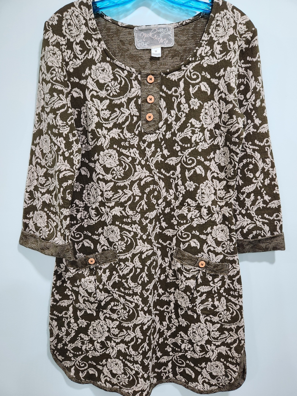 Textured Floral Long-Sleeve Tunic Dress in Brown and Cream